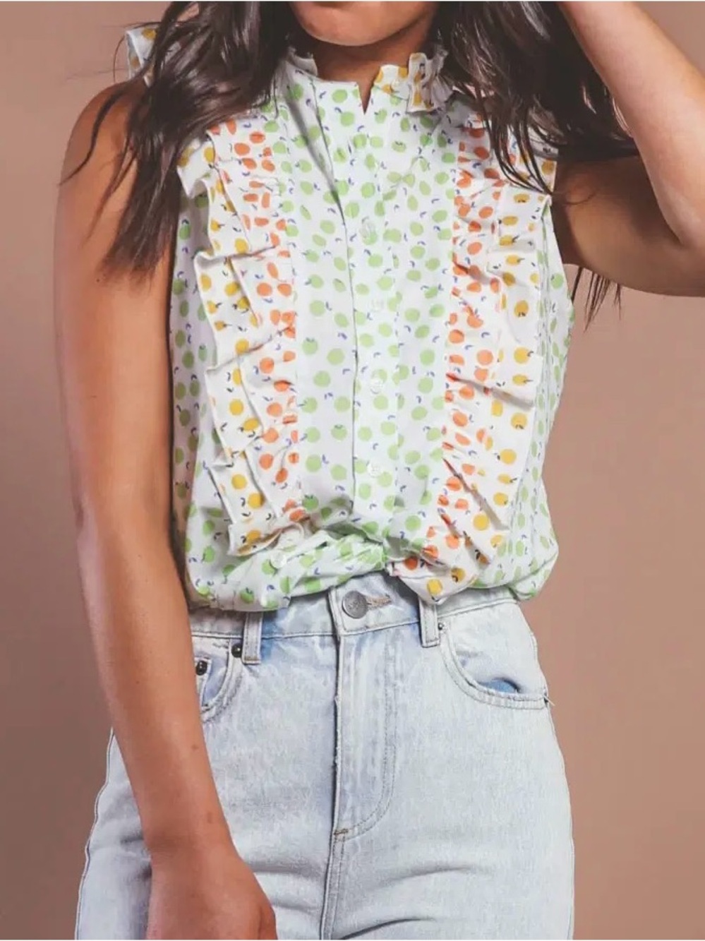 The Shirt by Rochelle Behrens Apple Print Sleeveless Blouse NWOT Size M